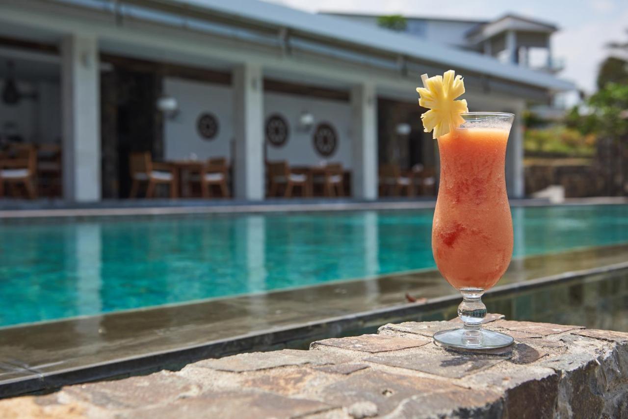 Rajavilla Lombok Resort Senggigi Exteriör bild